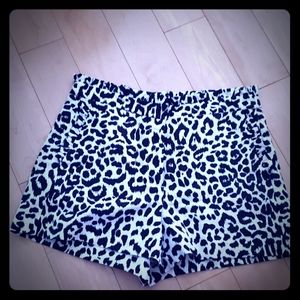 Cute leopard print shorts 🐆